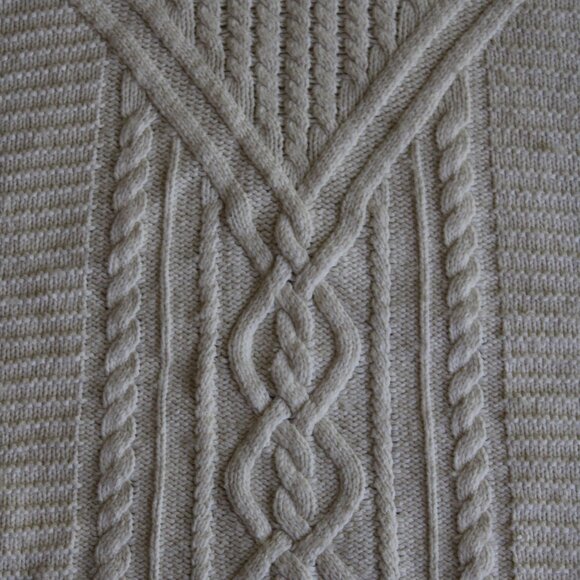 GAP Kids White Cable Knit Turtleneck Shawl - Picture 4 of 9